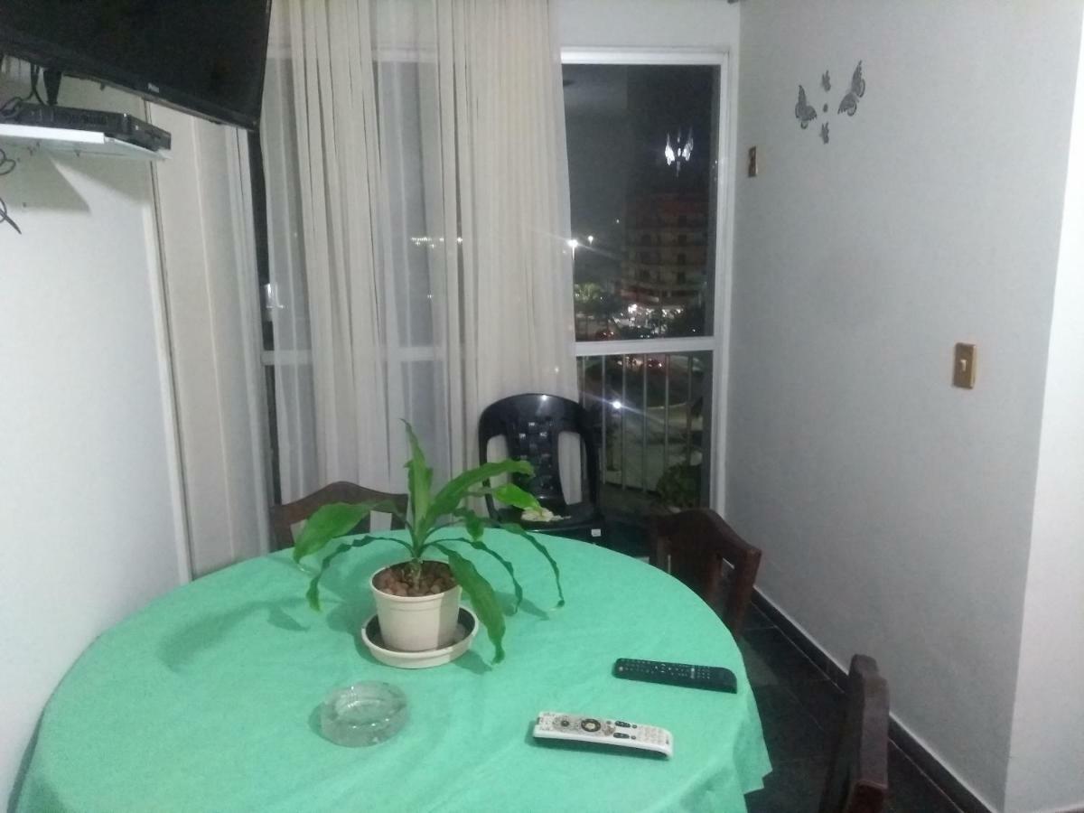 Suite Com Cozinha Independente Em Apartamento Cabo Frio Exterior photo